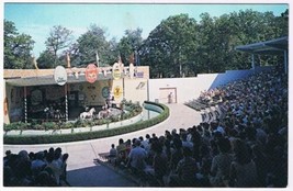 Michigan Postcard Detroit Zoological Park Holden Amphitheater Stage - £1.71 GBP