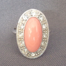 Vintage 1973 Avon Pale Fire Ring + Box Pink Coral Color Rhinestone 6 to ... - £15.72 GBP