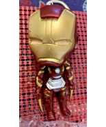 Iron Man keychain Avengers 3  with stand - $129.43 MXN