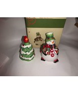 FITZ &amp; FLOYD WINTER PLAY CERAMIC SALT &amp; PEPPER SHAKERS, SNOWMAN, TREE, C... - $261.43 MXN