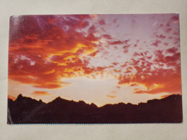 Vintage Postcard - The Badlands Sunset South Dakota - Sunset Supply Co. - £11.99 GBP