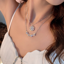 Magnetic Folding Heart Shaped Four Leaf Clover Pendant Necklace Women Love - £8.26 GBP