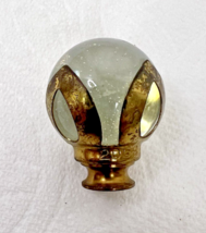 Vintage Lamp Finial Glass Marble In Brass Petals 1 1/4 inch - $341.20 MXN