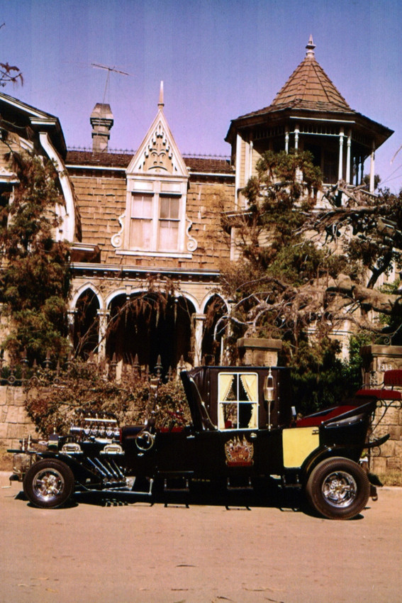 The Munsters Classic Car Outside Mansion TV Cult 18x24 Poster - $23.99