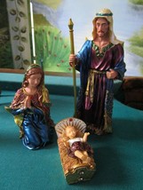 Hawthorn Ceramic Heaven Radiance Glory Sacred Family Baby Jesus, Joseph And Mary - £97.34 GBP