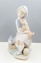 Lladro Girl Sitting With Dog And Lantern Figurine Spain 4910 Retired - £99.78 GBP