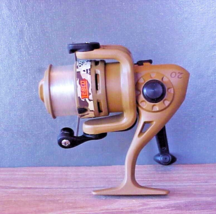 DUCK DYNASTY ZEBCO SPINCAST FISHING REEL NEW - £10.51 GBP