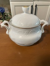 Mitterteich Bavaria Germany White Covered Porcelain Tureen Serving Bowl T 180 - £24.65 GBP