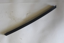 2003-2012 LAND RANGE ROVER REAR LEFT DRIVER DOOR VERTICAL WINDOW TRIM K6141 image 5