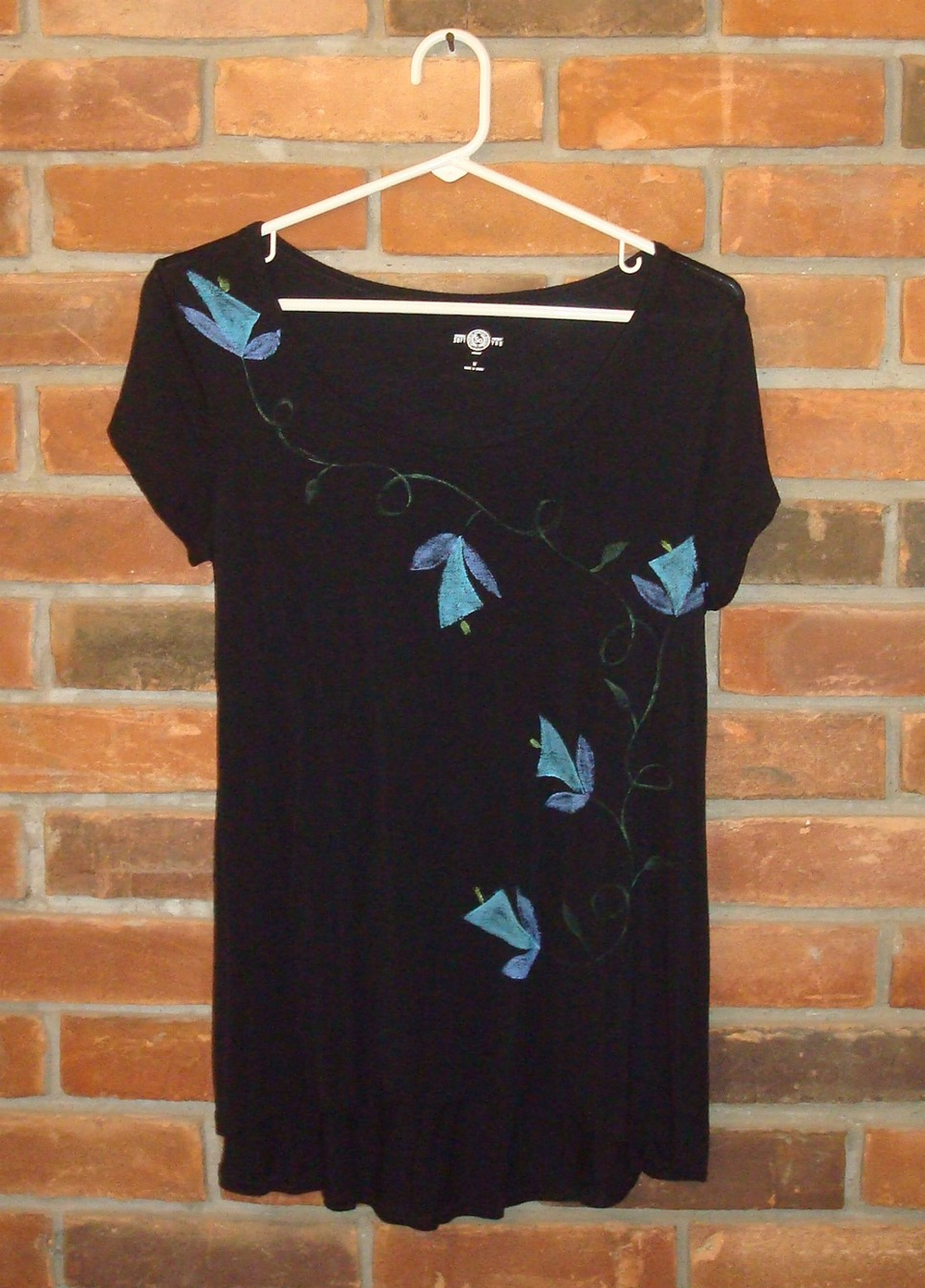 Primary image for Gently Used Hand Painted Abstract Floral Women's A-line Hi-lo Top Size Mf