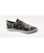 Men Sneakers Blowfish Malibu womens Play Core Sneaker Natural Camo, 8.5 US - $21.33