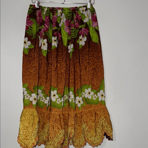women’s pull on style Hawaiian skirt - $13.72