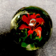 Vintage Art Glass Globe Paperweight Orange Flower 3” diameter GORGEOUS! - £19.88 GBP