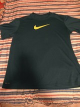 Youth Nike Dri Fit tshirt X Large Green - £6.98 GBP