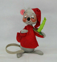 Vintage 1965 Annalee Mobilitee 6 Inch Mouse In Cap & Nightshirt Holding Candle - $24.95