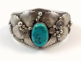 Native American Navajo Signed J Delgarito Sterling Silver &amp; Turquoise Bracelet - £367.98 GBP