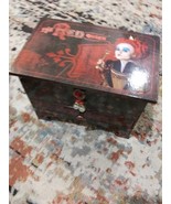 DISNEY ALICE IN WONDERLAND THE RED QUEEN JEWELRY BOX 8”x5”x6” The Mad Ha... - $38.45 CAD