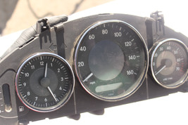 06-11 MERCEDES BENZ CLS550 SPEEDOMETER GAUGE INSTRUMENT CLUSTER J300 image 9