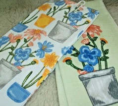 Floral Kitchen Towels or Bathroom Hand Set of 2 Happy Spring Flowers Home Decor - $12.86