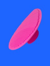Refreshments Mini Masseuse Silicone Facial Cleansing Pad NIP - £7.72 GBP