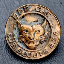 Cub Scouts Copper Tone Bob Cat Pin Vintage BSA - $9.89