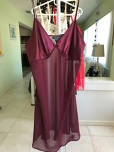 HALSTON WINE NIGHT GOWN SIZE SMALL #7008 - £13.28 GBP