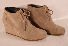 Toms Desert Wedge Tan Suede Lace up Bootie Womens Taupe  - $37.62