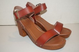 DUNES Women’s Sydney Faux Wood Sandals + Memory Foam Women&#39;s 10 - $29.69