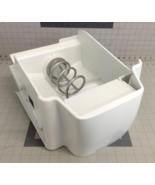 GE Refrigerator Ice Bucket WR17X12079 - €42,79 EUR GE Refrigerator Ice Bucket WR17X12079 - €42,79 EUR