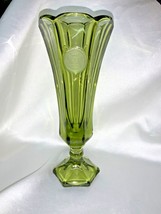 Fostoria Glass Green Coin Vase - £21.89 GBP