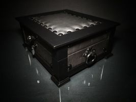 Brizard "Chesterfield" Black Humidor - 60 / 70 ct 15.5" L x 13" W x 6" H NIB image 4