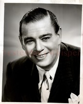 Morton DOWNEY Star of the FAMILY 1950 CBS TV Photo E611 - $14.99