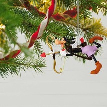 Disney Goofy Lookin' For Love Hallmark Keepsake Valentines Christmas Ornament - $19.80