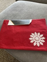 Max Studio Red Wool Snowflake Christmas Holiday Kitchen Table Placemats New - £22.25 GBP