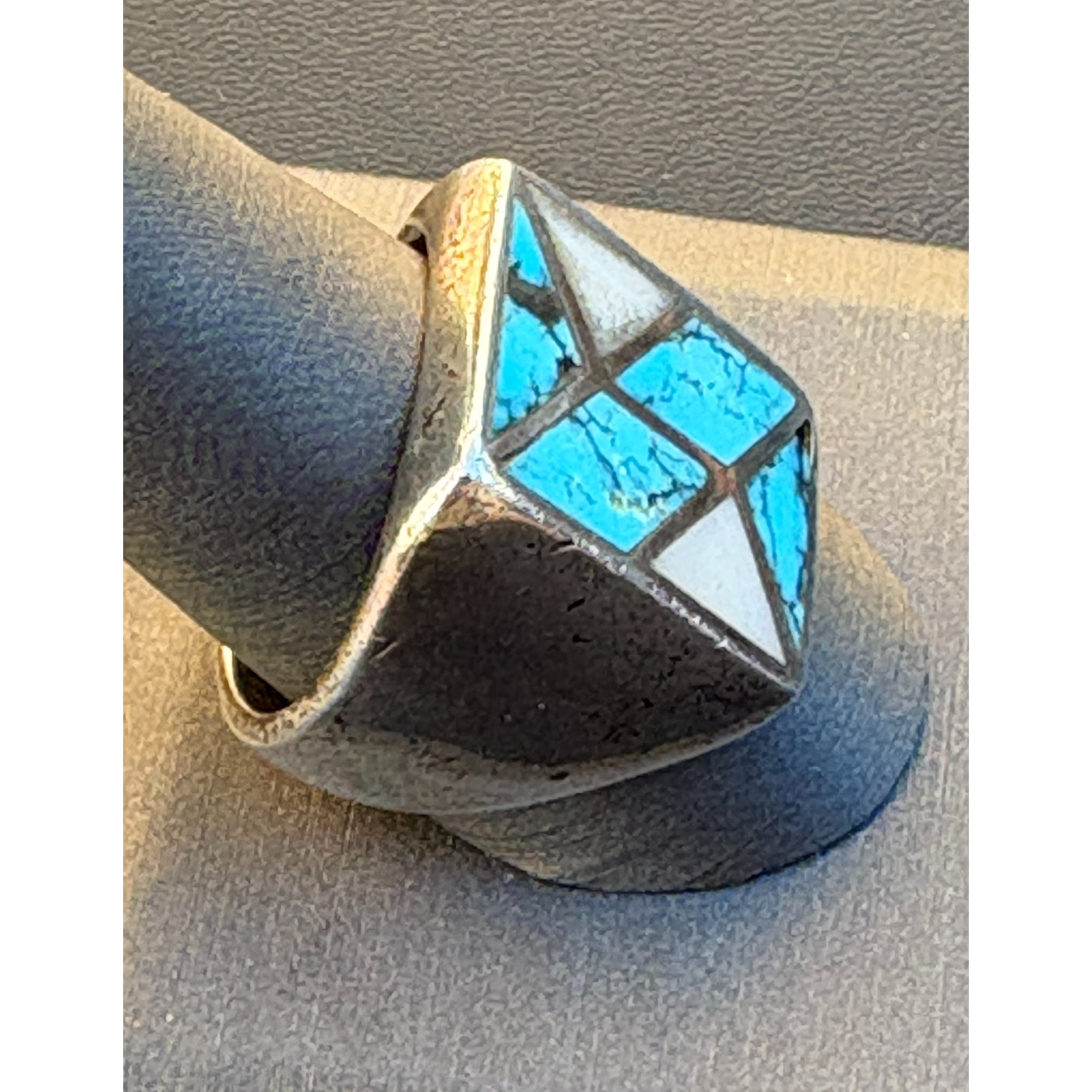 HEAVY MEN'S 925 STERLING SILVER TURQUOISE AND MOTHER OF PEARL RING SIZE SKY Item image 2