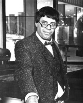 Jerry Lewis with toothy grin and glasses 1967 The Big Mouth 4x6 inch photo - £4.71 GBP