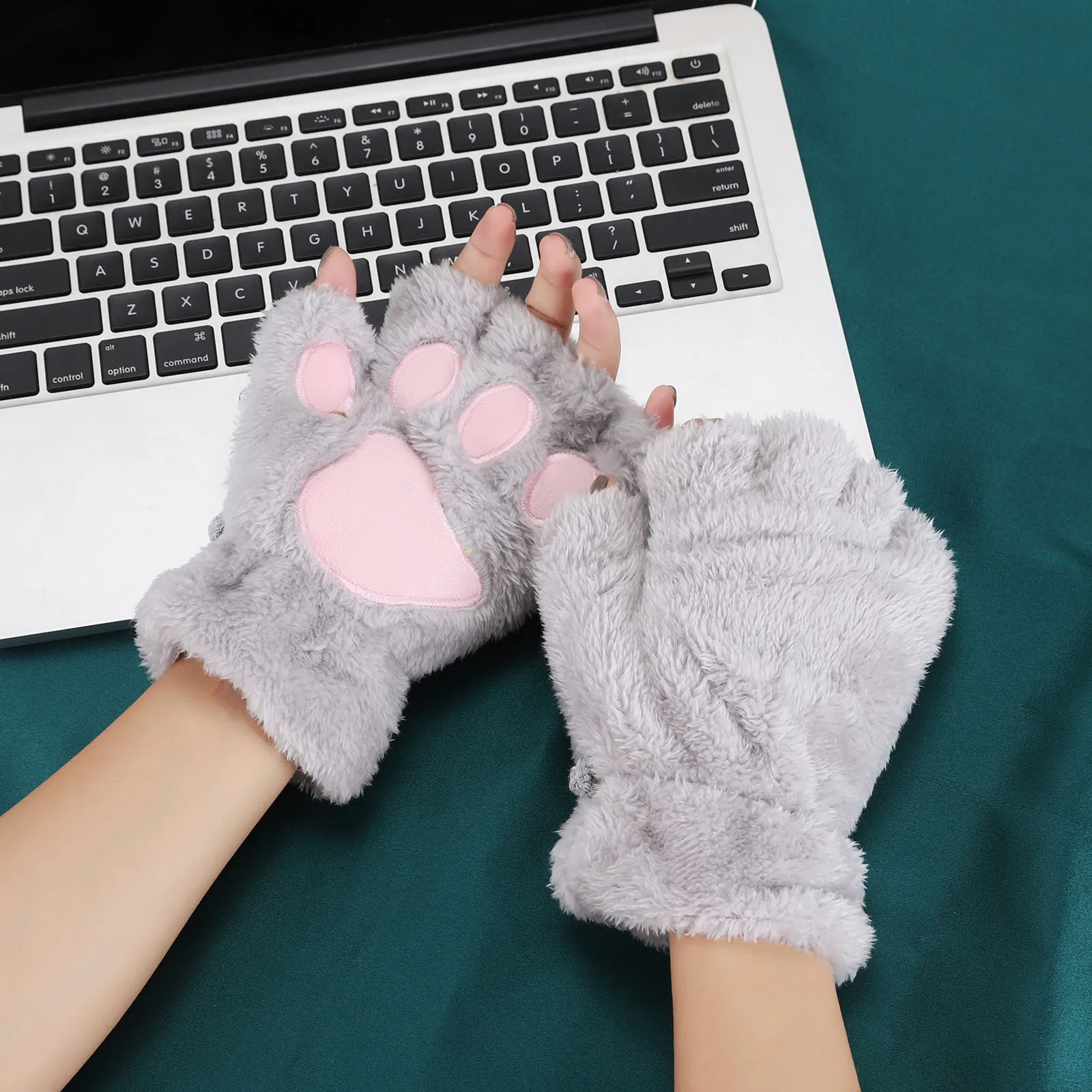 Sporting Women Cartoon Cat Claw Gloves Girls Thickened Plush Lovely Style Bear P - £18.48 GBP
