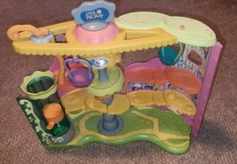 Hasbro 2006 Littlest Pet Shop Pet Town Play Set Round and Round - £30.12 GBP