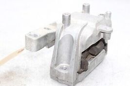 15-17 VOLKSWAGEN PASSAT Front Right Engine Mount F159 image 7