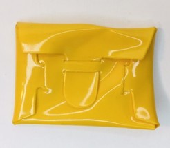 Kenner BIONIC WOMAN Doll Jaime Sommers Yellow Mission Accessory Clutch P... - $14.00