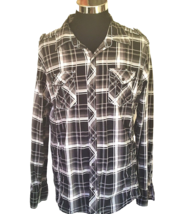 Buckle Black Label Shirt Men&#39;s Size Large Western Black White Athletic Fit Snaps - £13.45 GBP