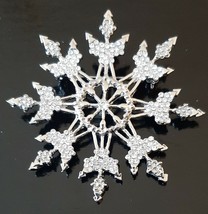 SNOWFLAKE Brooch Pin Large Rhinestone Crystals in a Silver Tone Setting - £16.07 GBP