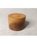 Small Round Wooden Trinket Box - €17,01 EUR