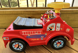 Vintage Sesame Street Lights Sounds Interactive Figures Ride-On Toy Fire Truck - £56.80 GBP