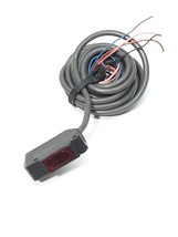 Omron E3V3-R61-3 Photoelectric Sensor  - $15.70