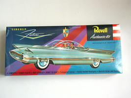FACTORY SEALED Lincoln Futura by Revell Kit # 1270 Batmobile - $49.99