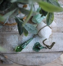 Stunning Swarovski Crystal &amp; Scarab Pendulum with Hand Painted End Caps - $626.03 MXN