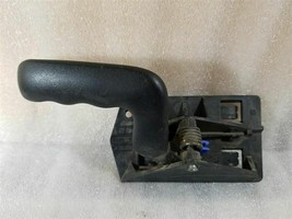 PASSENGER RIGHT INSIDE INTERIOR DOOR HANDLE FITS 99-06 CHEVY SILVERADO 1... - $17.81