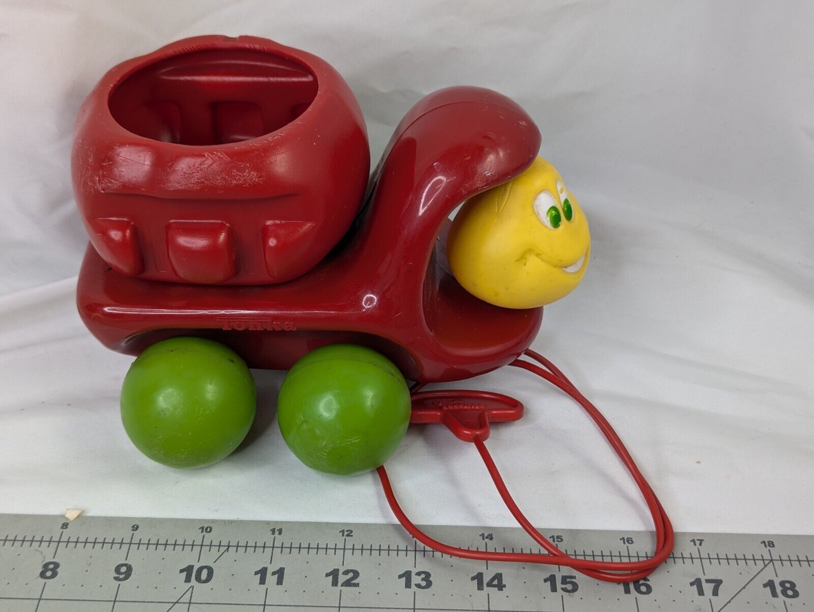 Tonka Toddlers Inchworm Apple Pull Toy Red Green Yellow Vintage - $9.95