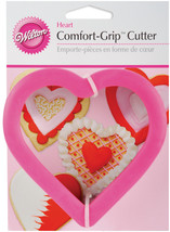Wilton Comfort Grip Stainless Steel Cookie Cutter 4 Inch - Heart - £16.57 GBP
